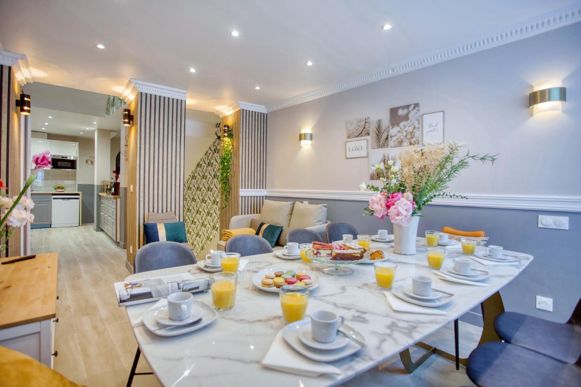 Elegant Triplex In Paris - Ideal For 10 - Aircon Exterior foto